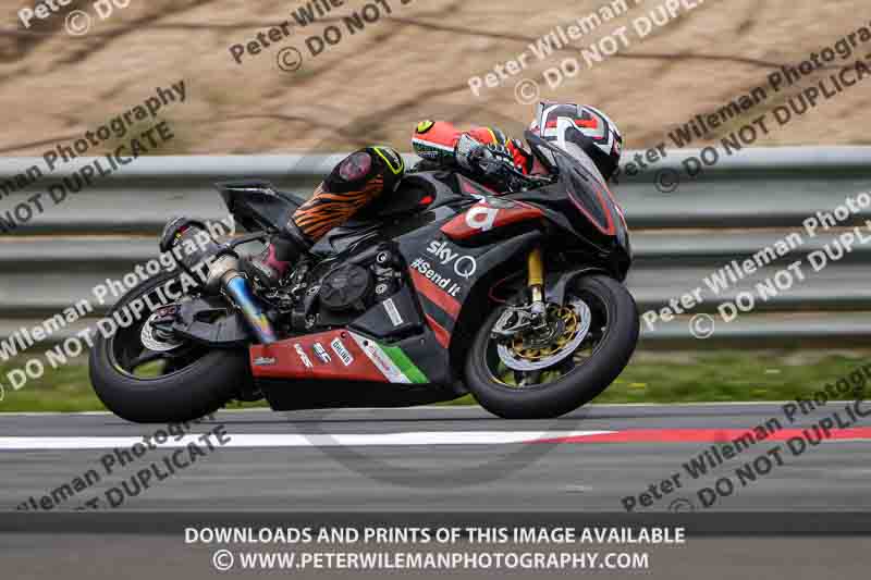 cadwell no limits trackday;cadwell park;cadwell park photographs;cadwell trackday photographs;enduro digital images;event digital images;eventdigitalimages;navarra;no limits trackdays;peter wileman photography;racing digital images;trackday digital images;trackday photos